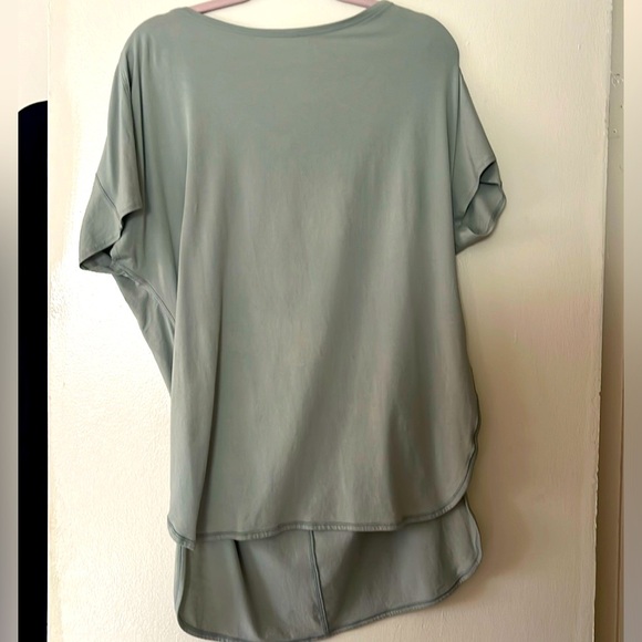 lululemon athletica Tops - lululemon athletica Women's Short Sleeve Tee in Sage Green
